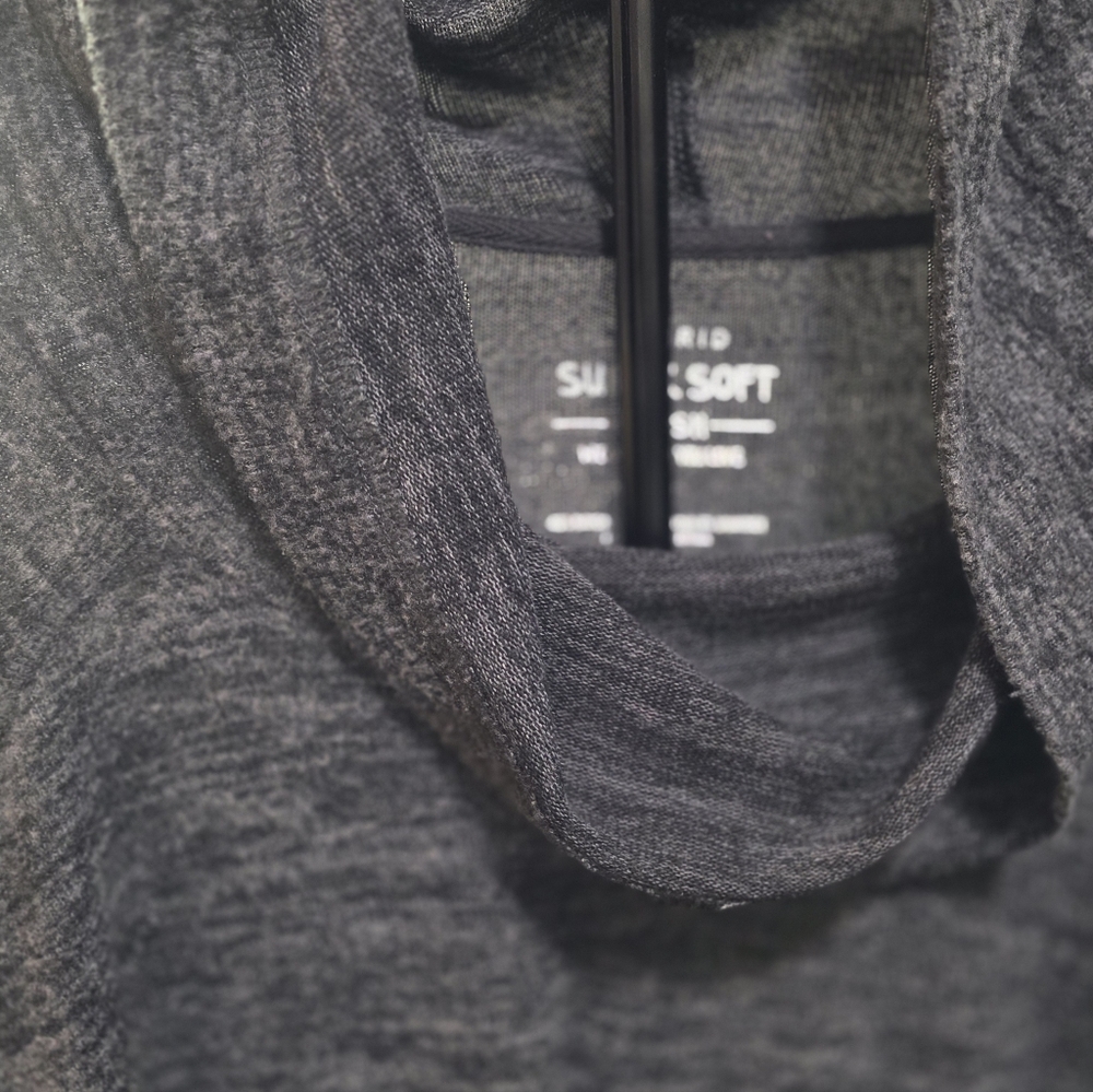 Torrid Black Super Soft Plush COWNECK Pullover SWEATER